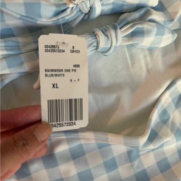 Forever 21 NWT one piece cut out swim suit size XL - Picture 5 of 5